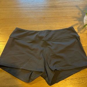 Born Primitive athletic shorts